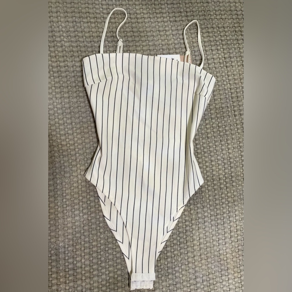 Tiger Mist White Striped Sleeveless Top XS